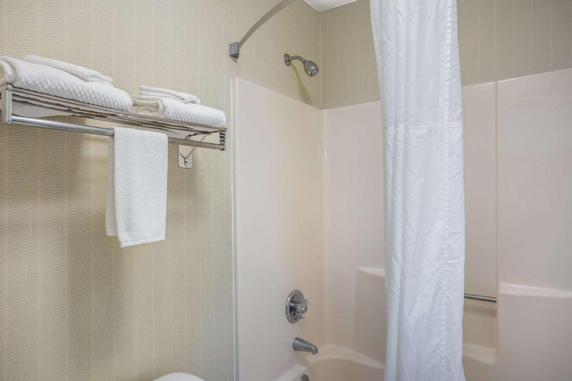 Quality Inn Gettysburg Battlefield Buitenkant foto