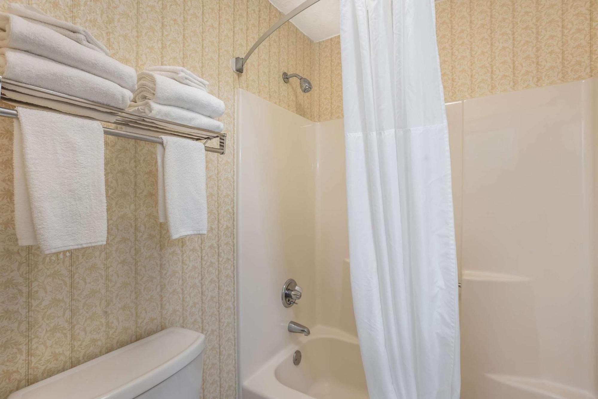 Quality Inn Gettysburg Battlefield Buitenkant foto